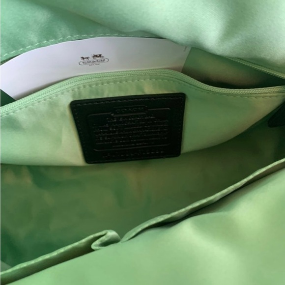 EUC Coach Vintage Leather Turnlock Tote/Crossbody Purse - Picture 3 of 8